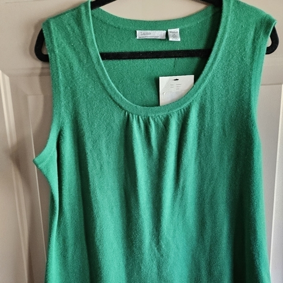 LUXE 360 SWEATER TOP - Picture 1 of 5